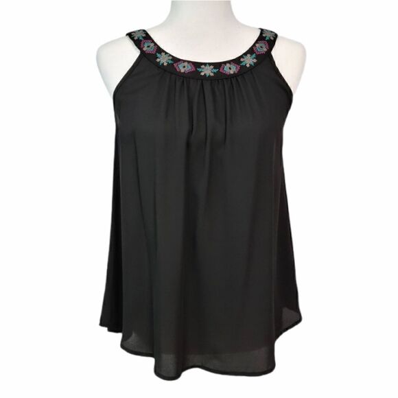 NEW Maurices Sheer Embroidered Round Neck Tank XS - Picture 2 of 12